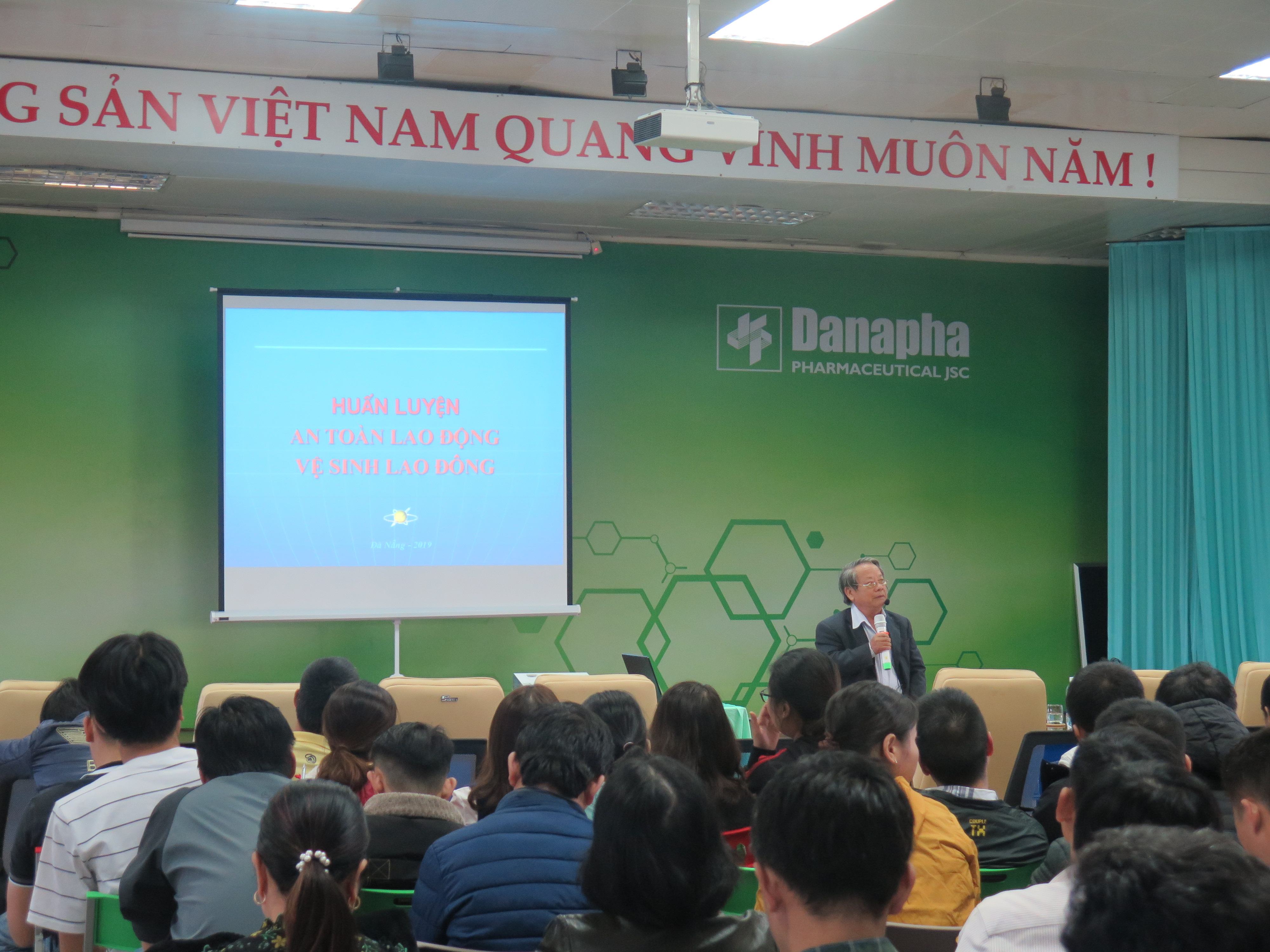Danapha tổ chức huấn luyện An toàn - Vệ sinh lao động năm 2019