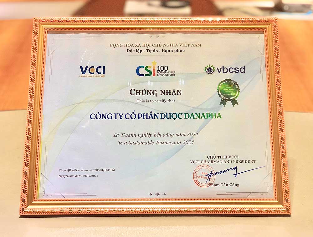 Công ty cổ phần Dược Danapha được vinh danh Top 100 Doanh nghiệp bền vững nhất năm 2021